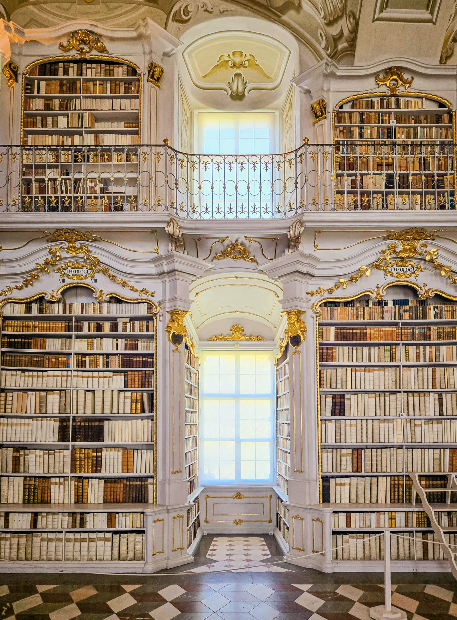 Admont abbey library 12.B6b9oIV5