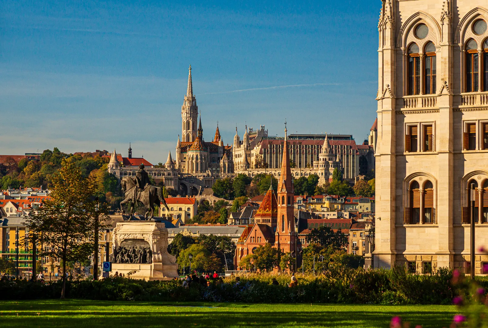 Budapest view city.BEhsfY9c