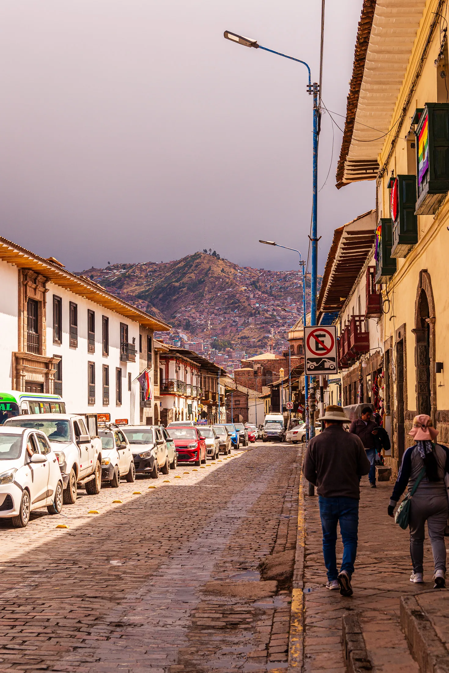 City cobbel stone street moutian.qg4Fv0bu