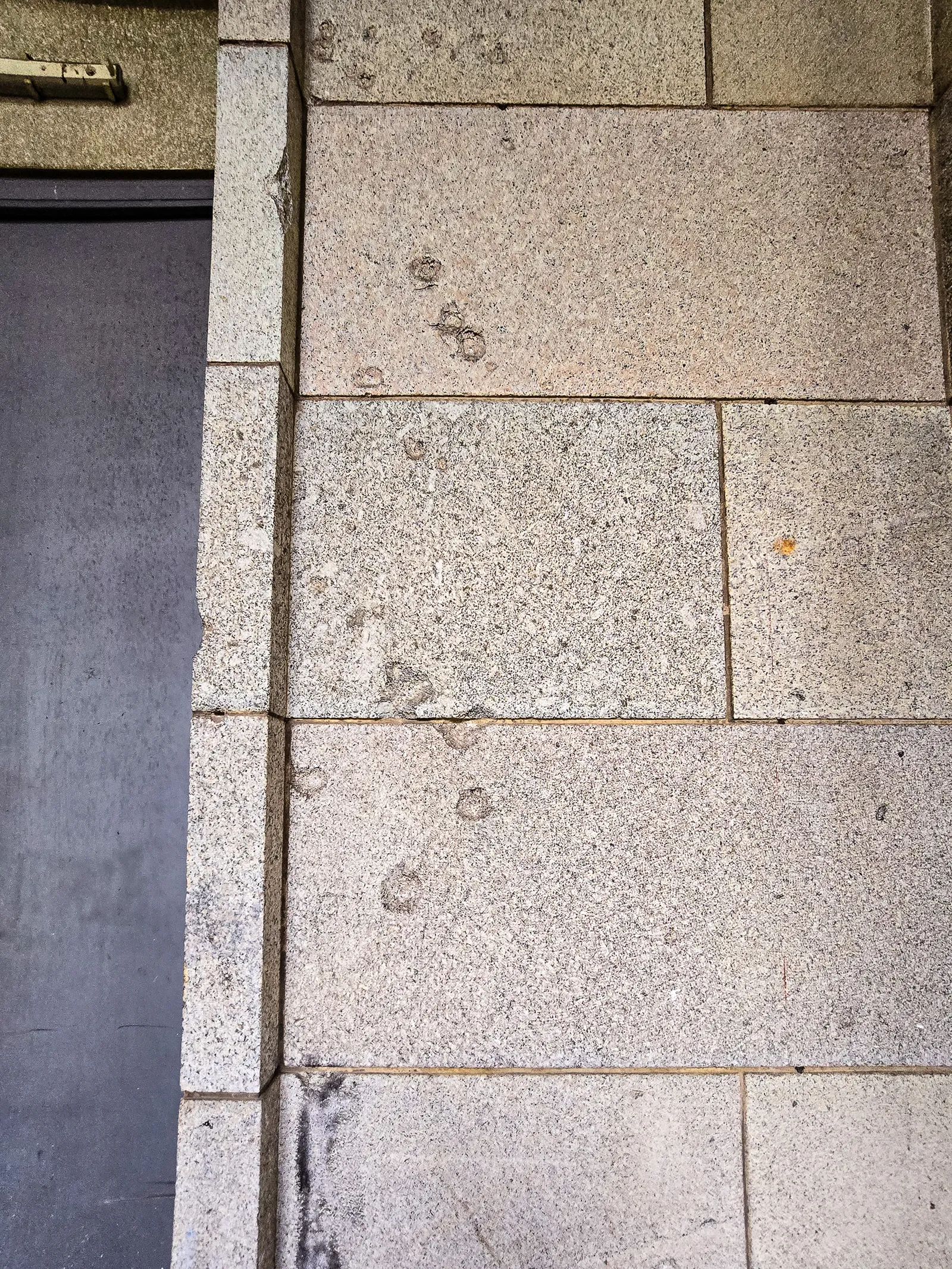 Congress hall bullet markings.BamtrEDn