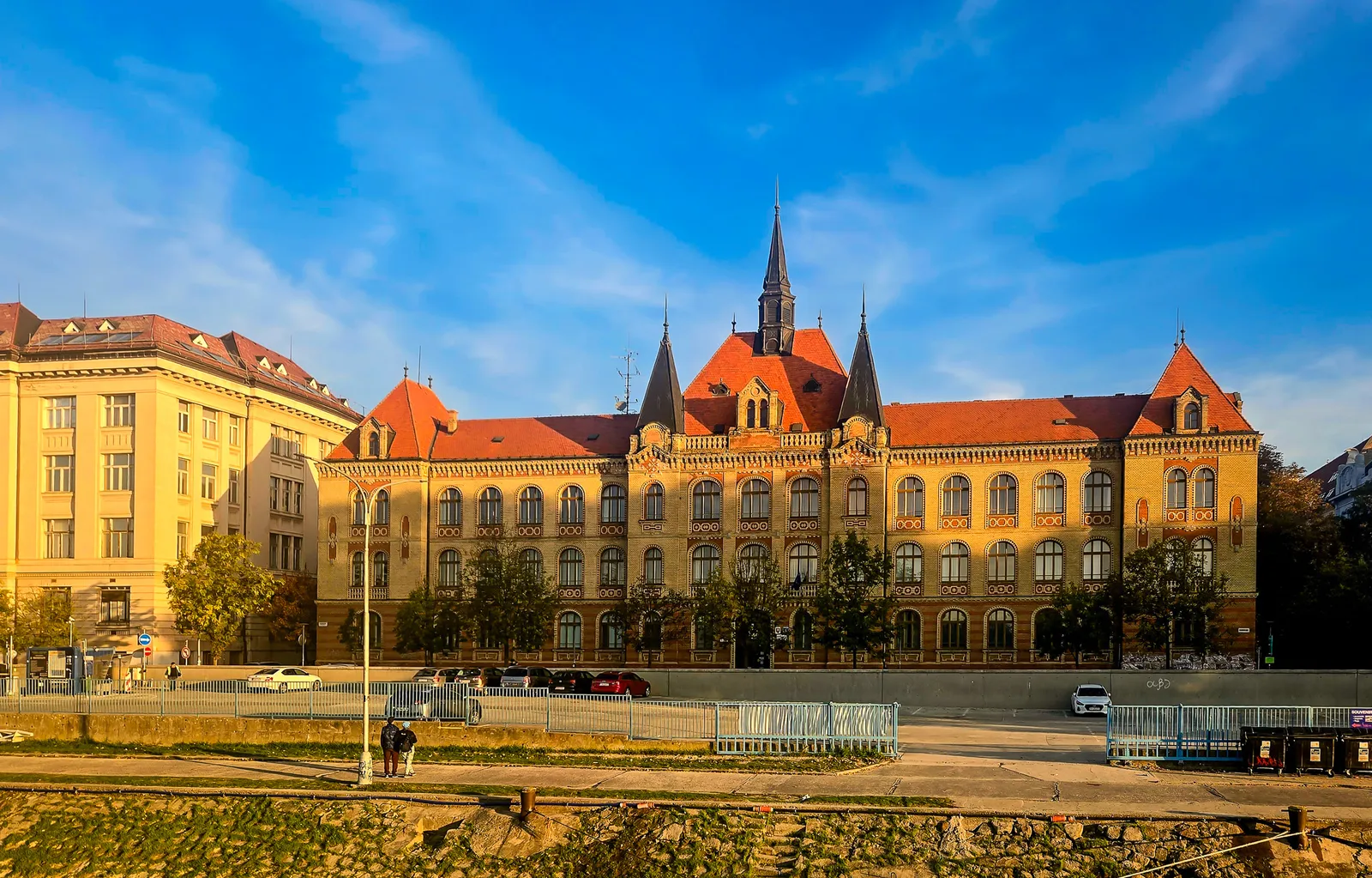 Engineering school building waterfront danube bratislava.hiTIb0JJ