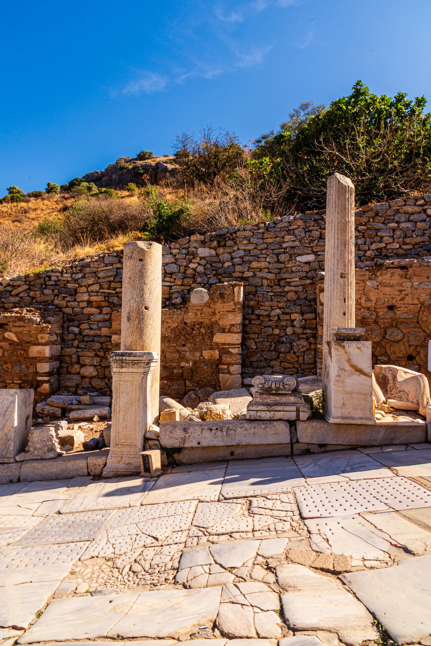 Ephesus 7.g4V PQaq