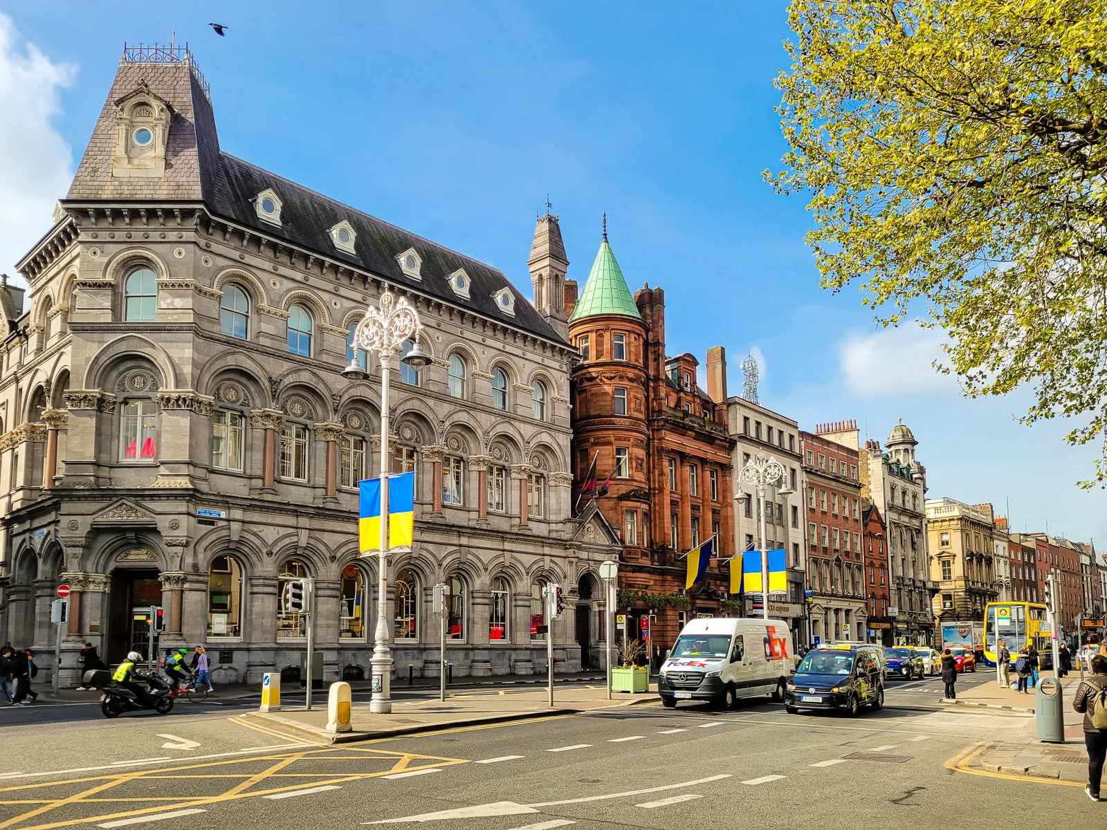 Exploring dublin.CzzF0ZX9
