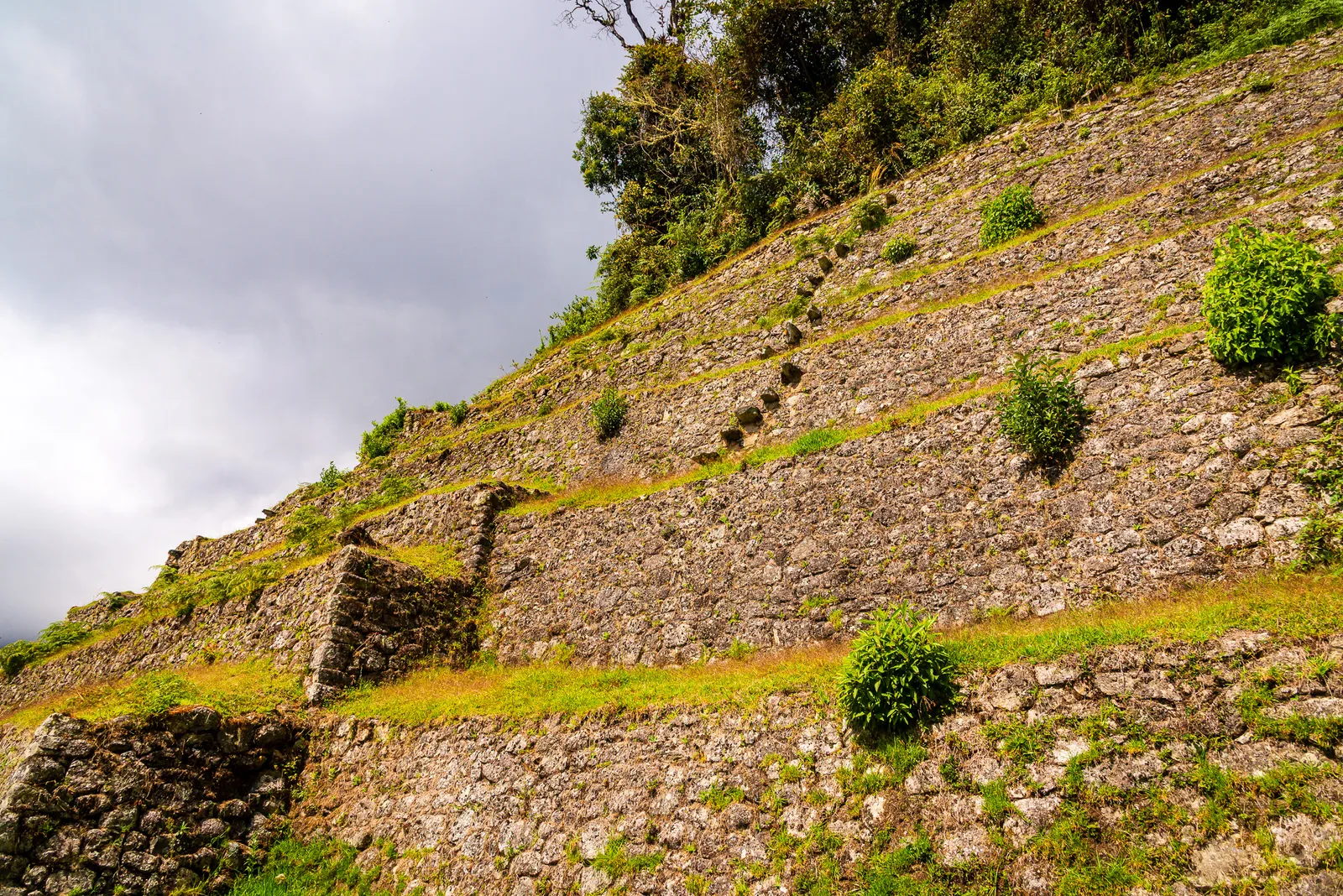 Exploring intipata 6.BNGj0fCF