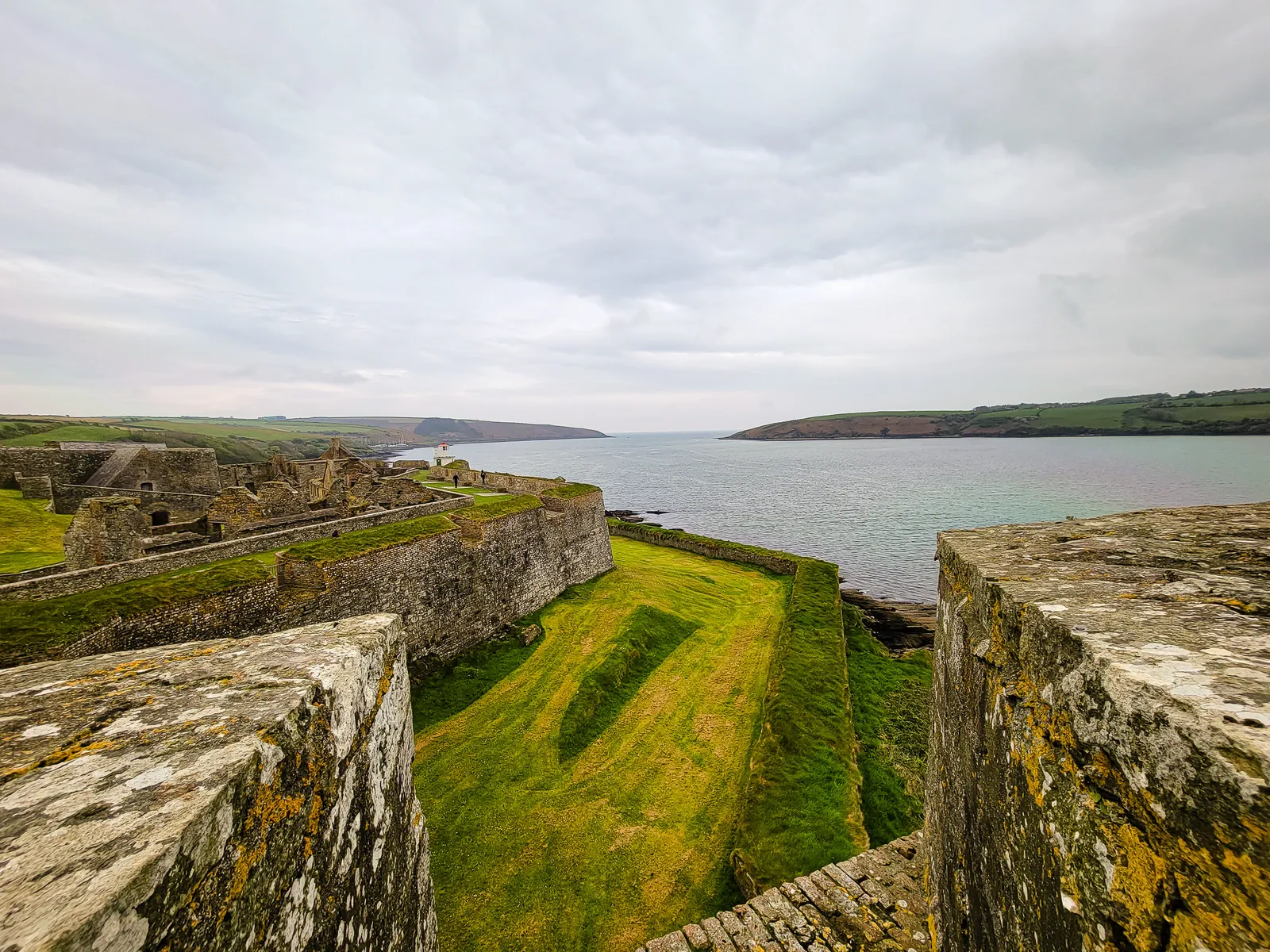 Ireland ni 16.Bw7p2q1e
