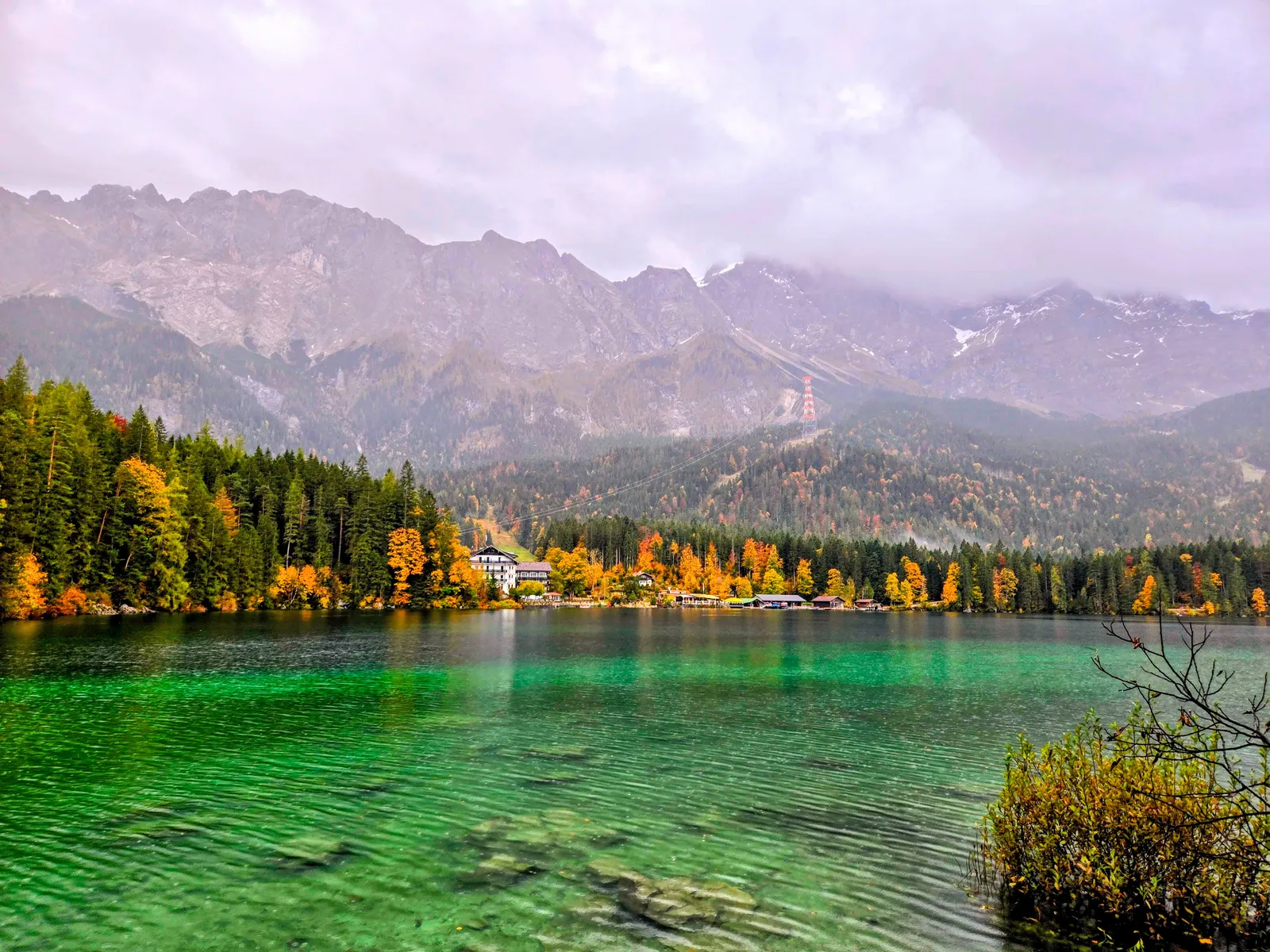 Lake eibsee zugspitze.riIUyqxv