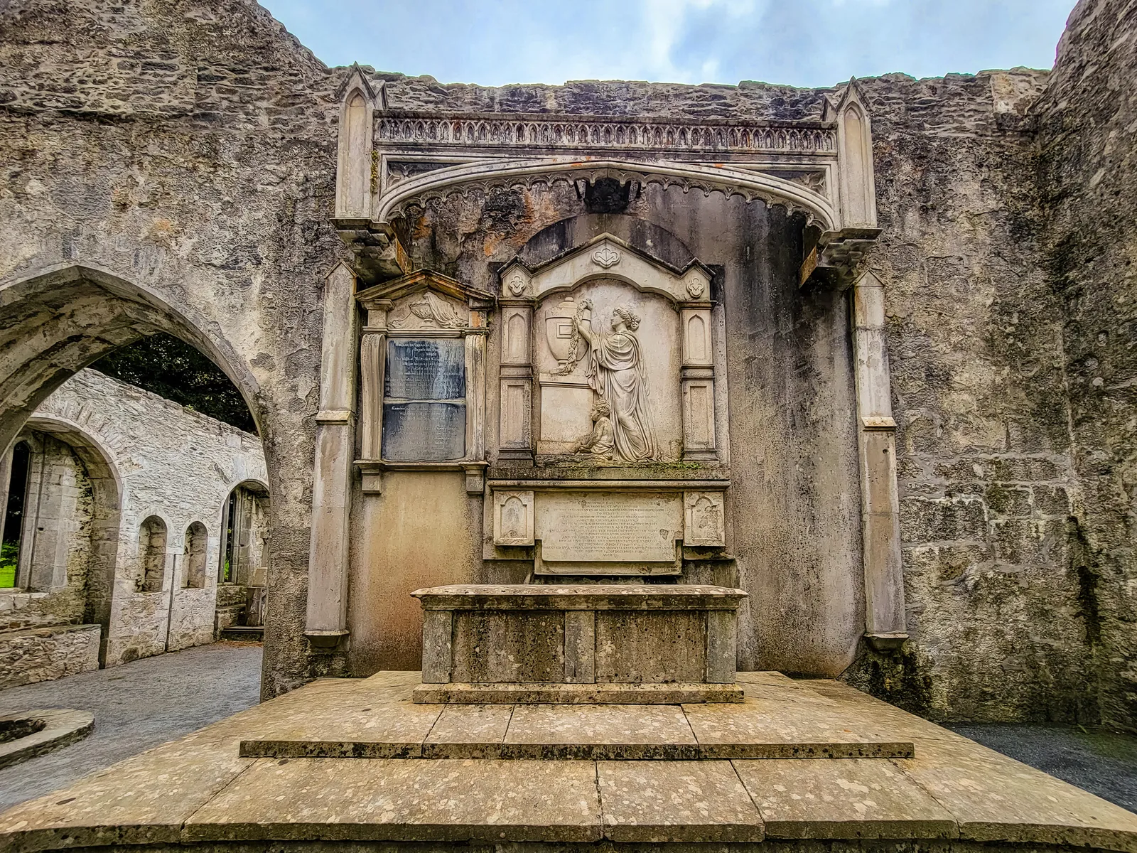 Muckross abbey 7.DAxsvFRT
