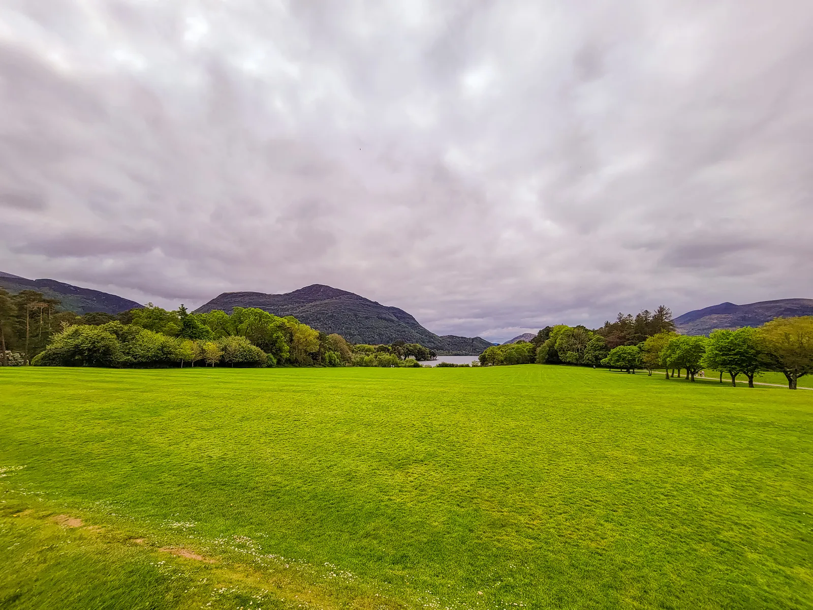 Muckross house 1.C9RLgL4o