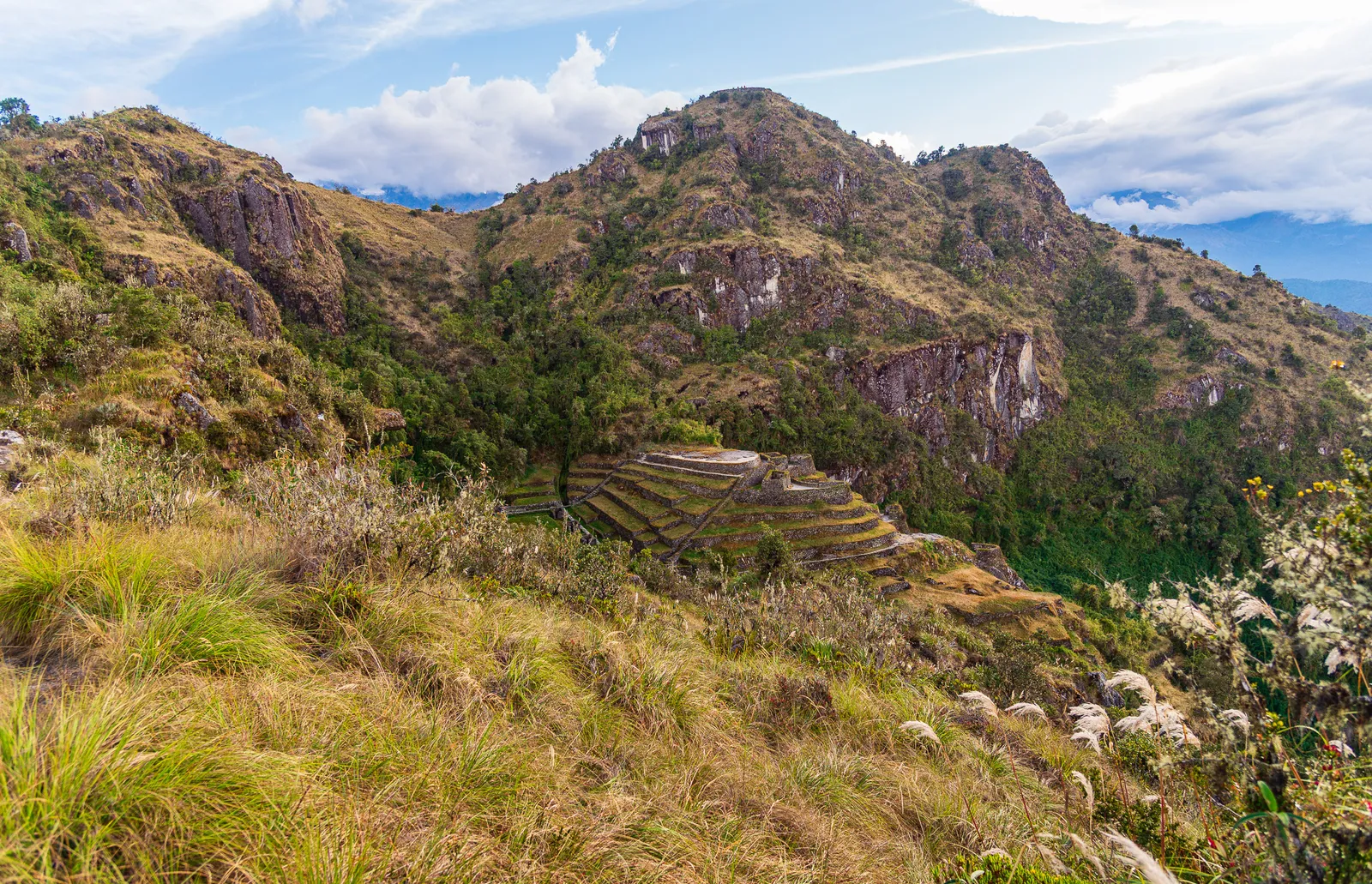 Phuyupatamarca ruins view from camp.Cgju8Lda