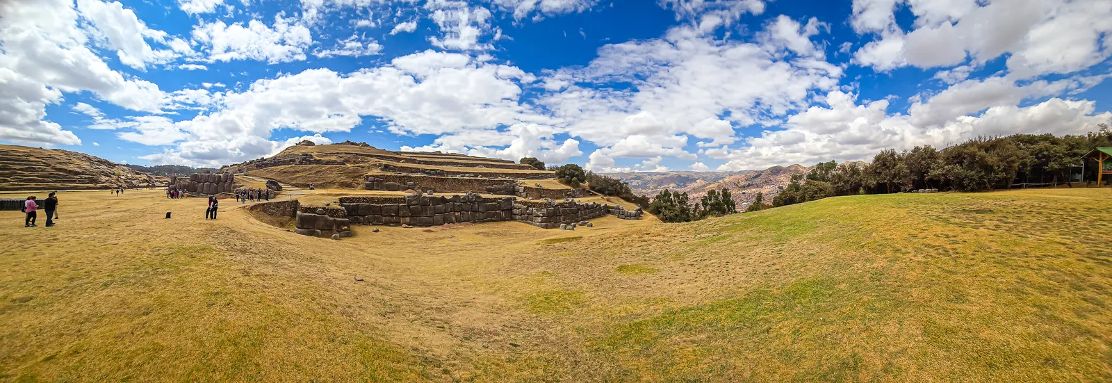 Sacsayhuaman panoramic view 2.QVx1itaB
