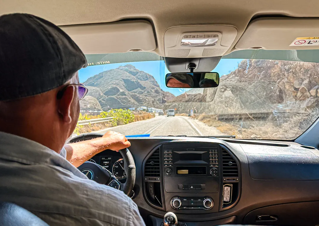Santorini driver.VGasomOI