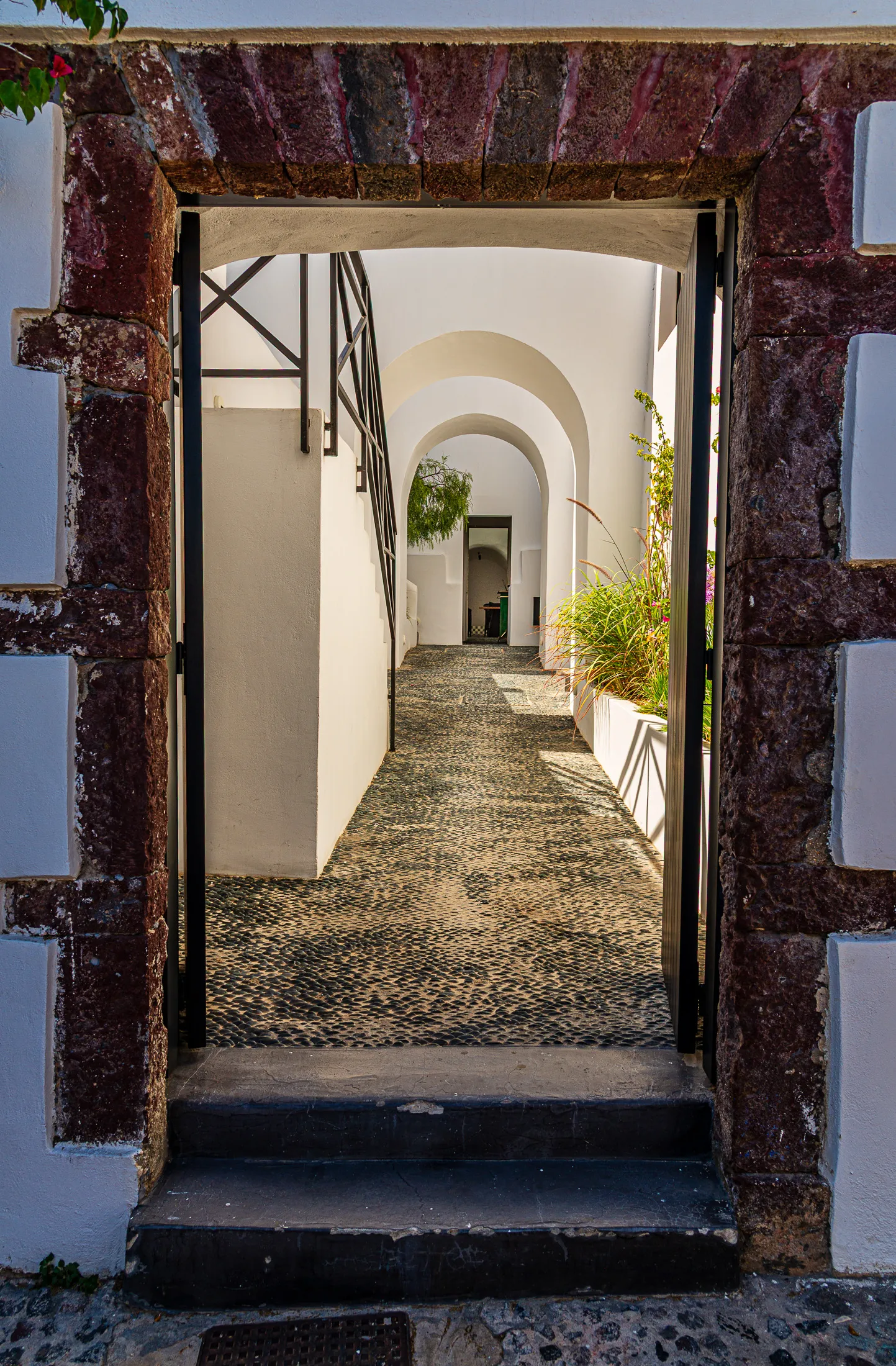 Santorini oia door way.Bg6zJ Sc