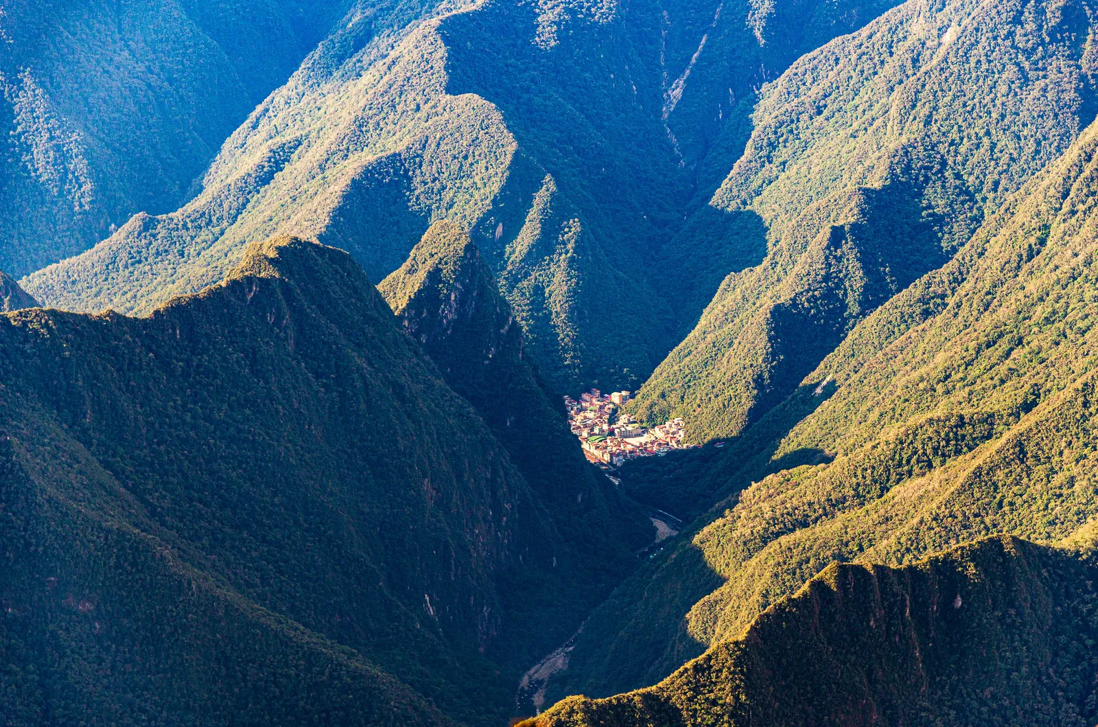 View of aguas calientes.Cb BCZ5Y