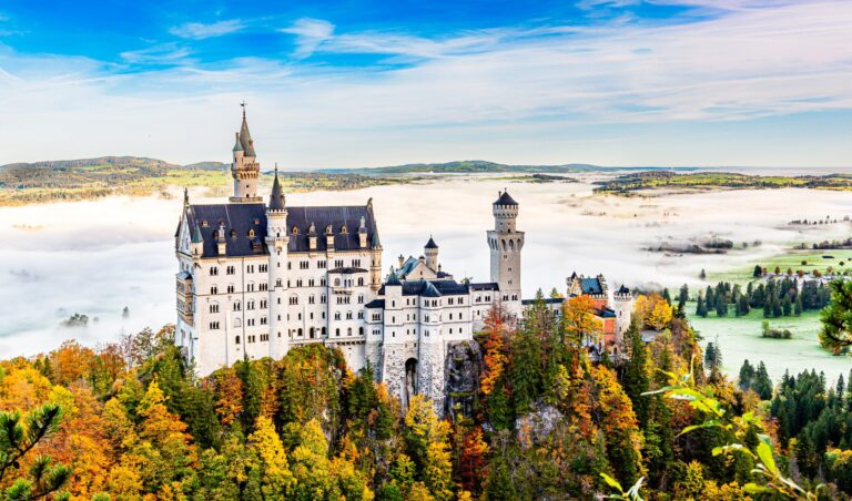 Home 3 neuschwanstein-castle-astro